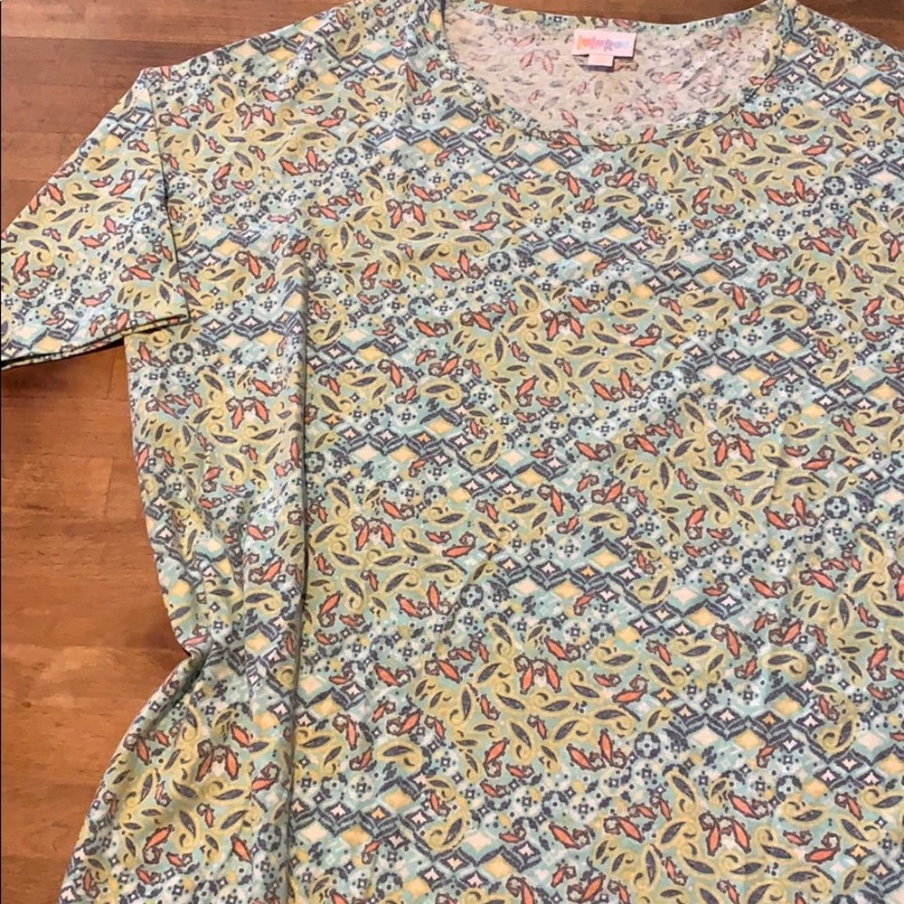 Lularoe Irma Top